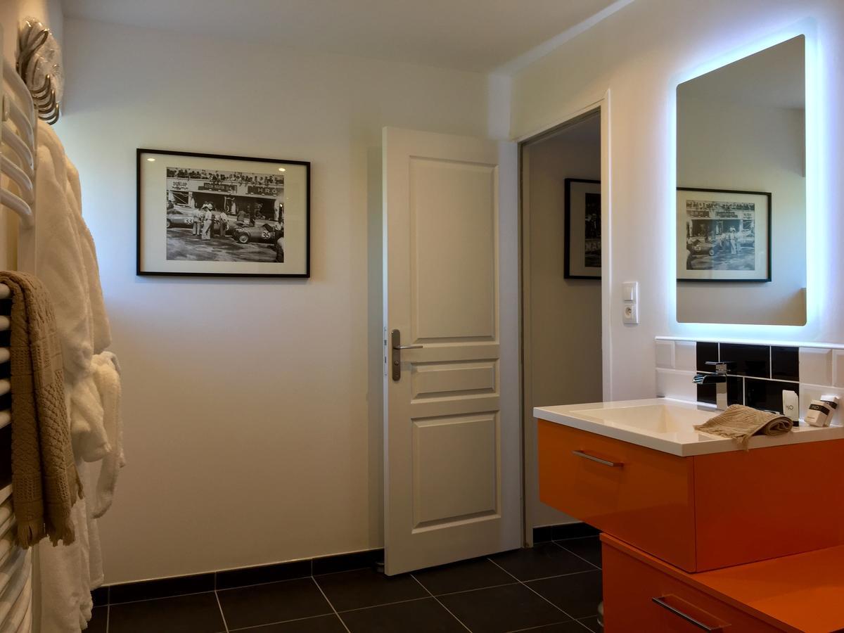 La Catiniere Bed & Breakfast Arnage Exterior photo